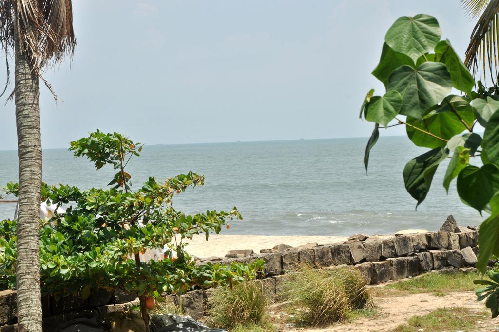 Angeo Beach House Leilighet Alappuzha Eksteriør bilde